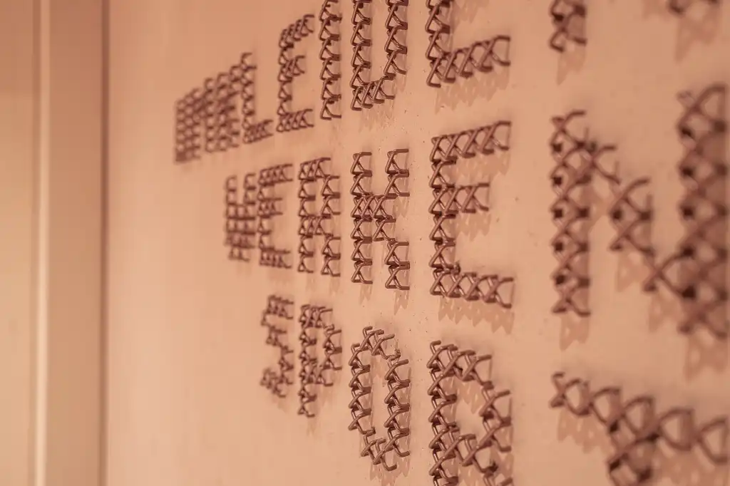 Wayfinding as a visual mantra