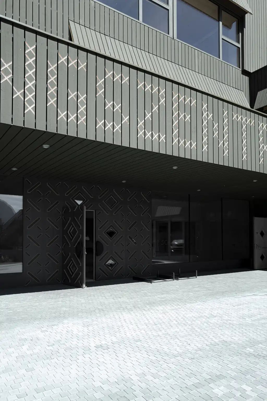 Wayfinding as a visual mantra